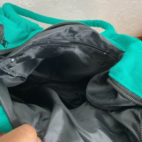 Mexican Colorful Embroidered Floral Jewel Toned Green Zip Up Bag Boho Resort - Picture 7 of 8